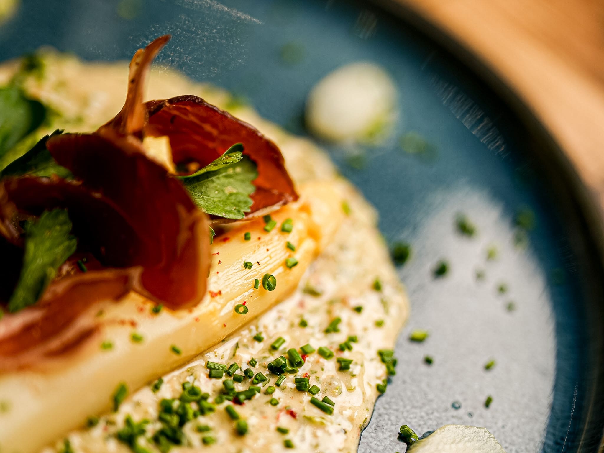 Entrées asperges restaurant Oncy sur ecole 91 Essonne